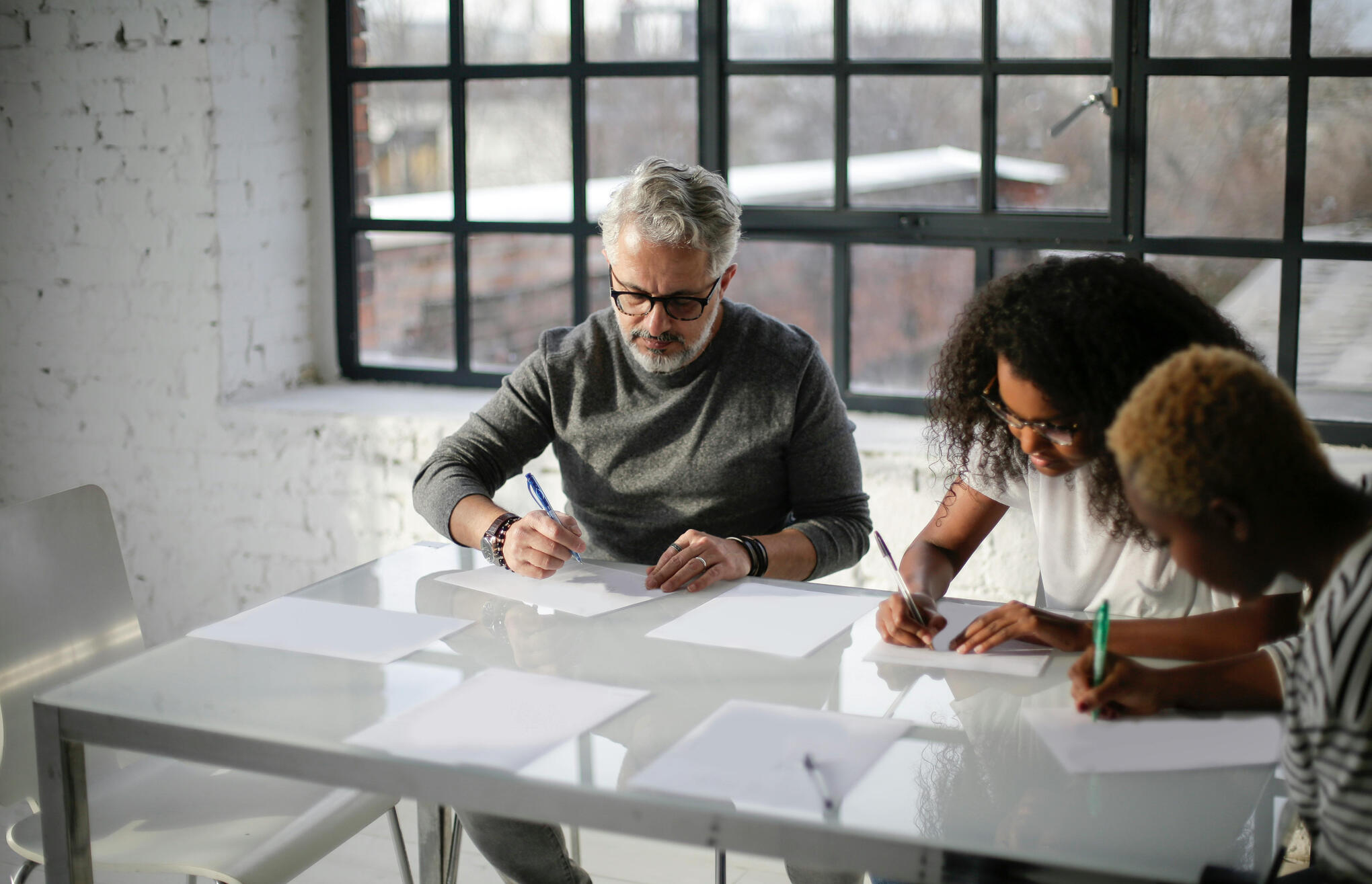 Consultants aan het schrijven